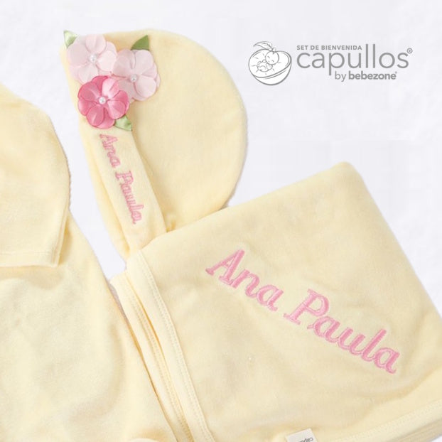 Set de Bienvenida Personalizado Capullos Amarillo de Niña en Algodón Peinado