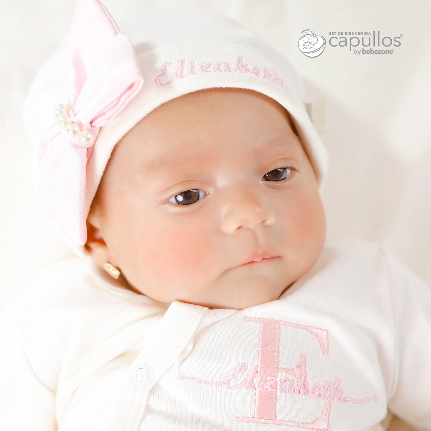 Set de Bienvenida Personalizado Capullos Beige de Niña en Algodón Peinado