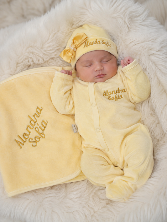 Set de Bienvenida Personalizado Capullos Amarillo (Copia)