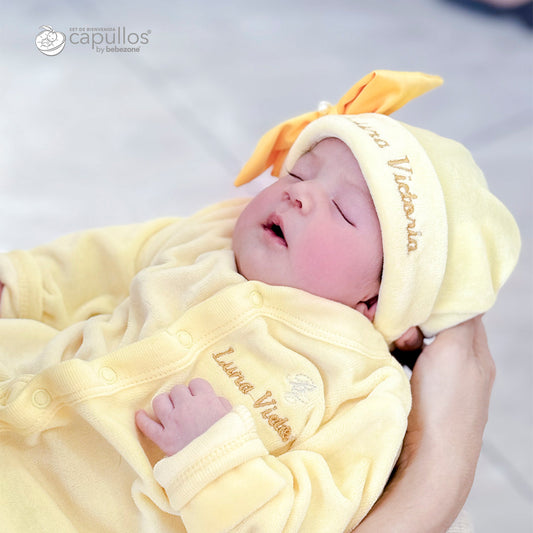 Set de Bienvenida Personalizado Capullos Amarillo de Niña